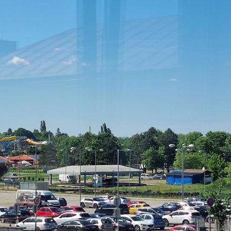 Elite Pension Štúrovo Buitenkant foto