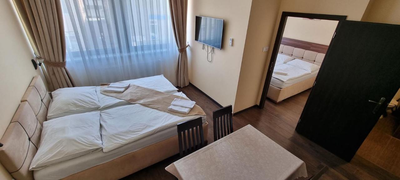 Elite Pension Štúrovo Buitenkant foto