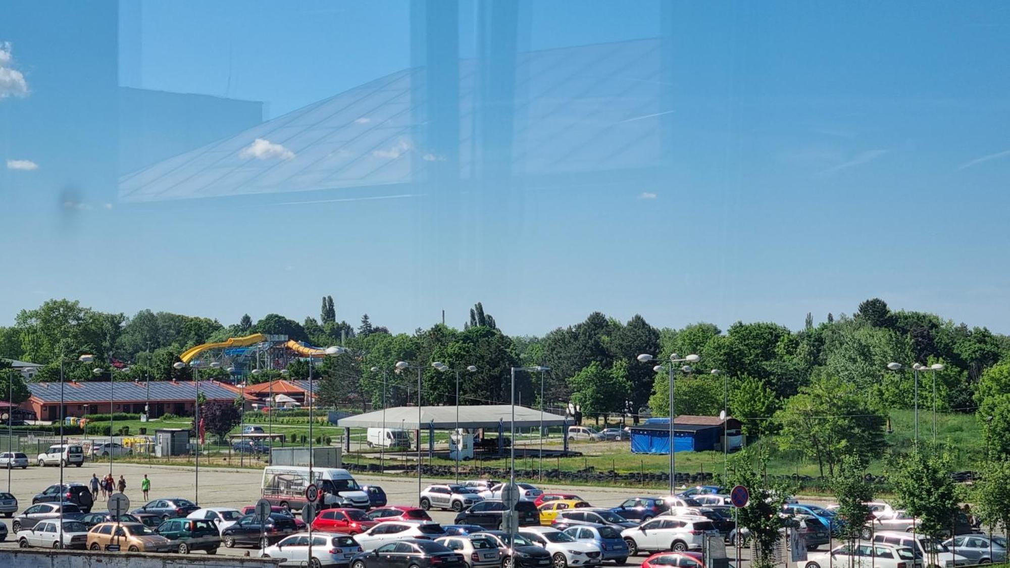 Elite Pension Štúrovo Buitenkant foto