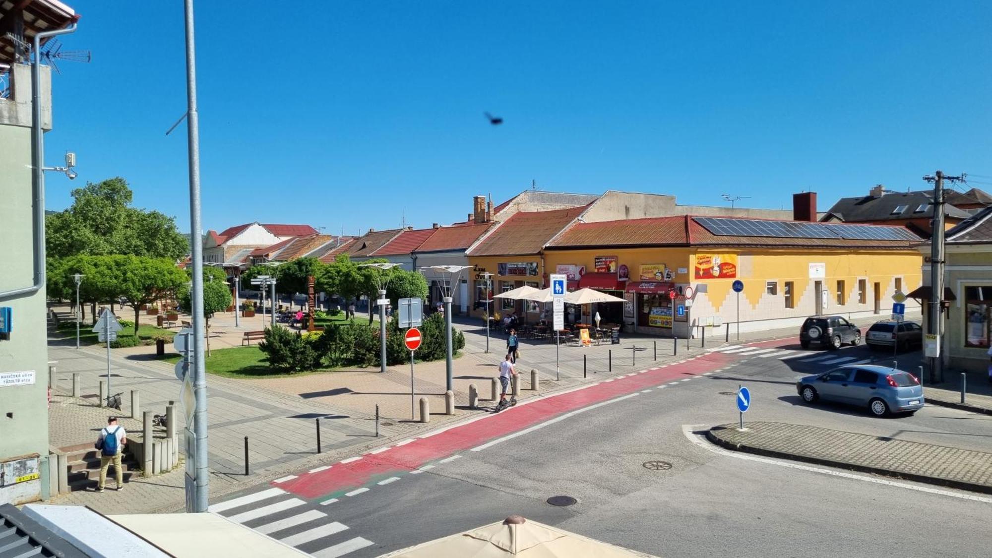 Elite Pension Štúrovo Buitenkant foto