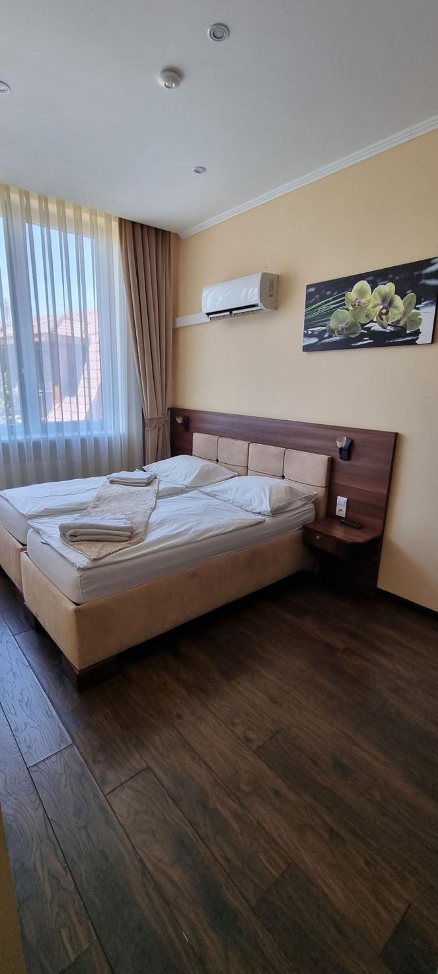 Elite Pension Štúrovo Buitenkant foto